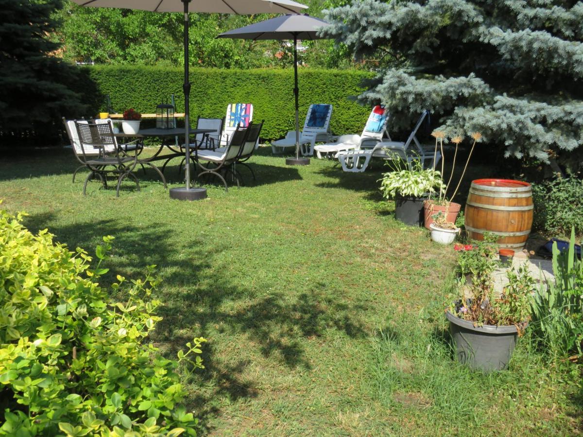 Art Inn Apartmanhaz Balaton-Gyenesdias Exterior photo
